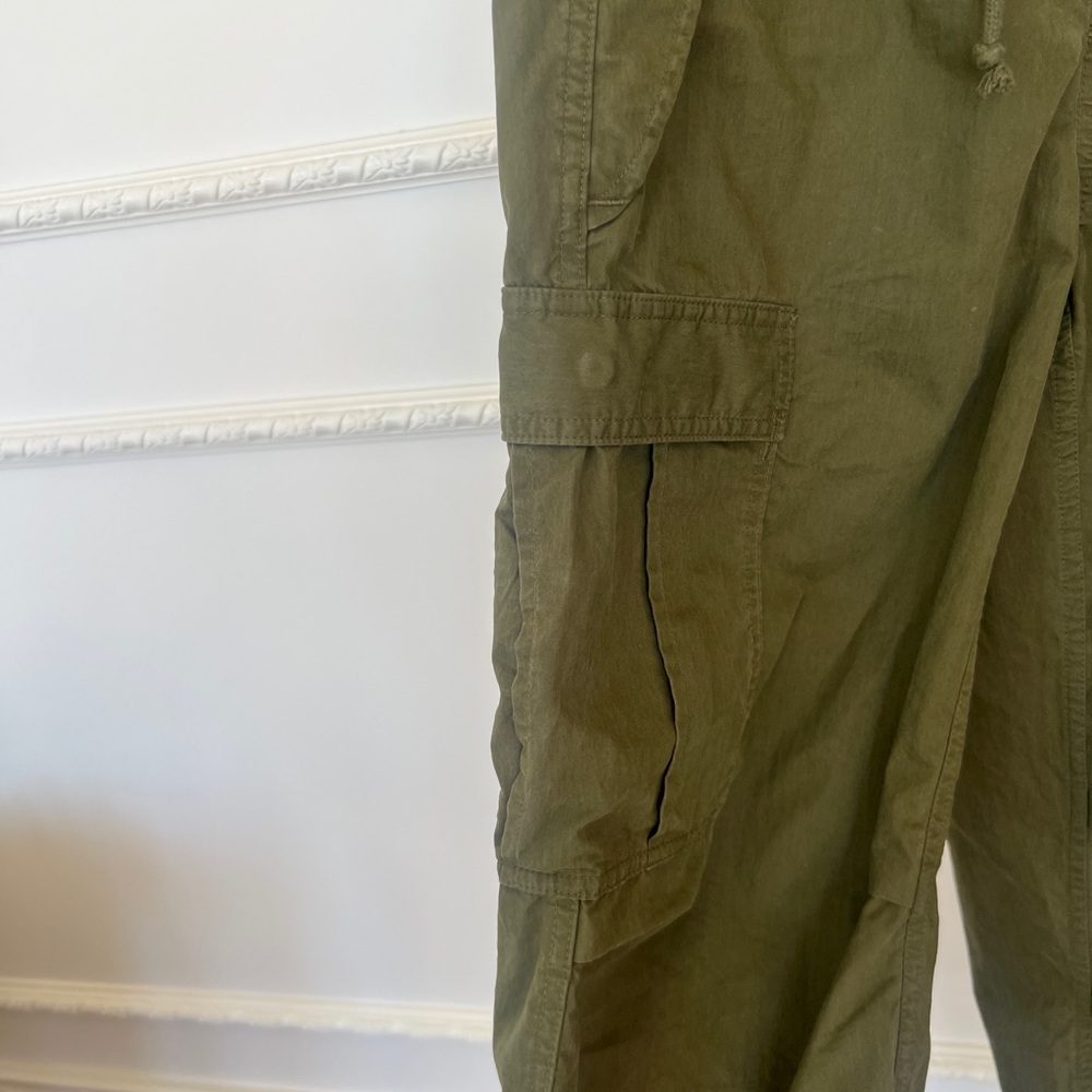 Aritzia TNA cargo pants - XXS - Picture 2 of 6